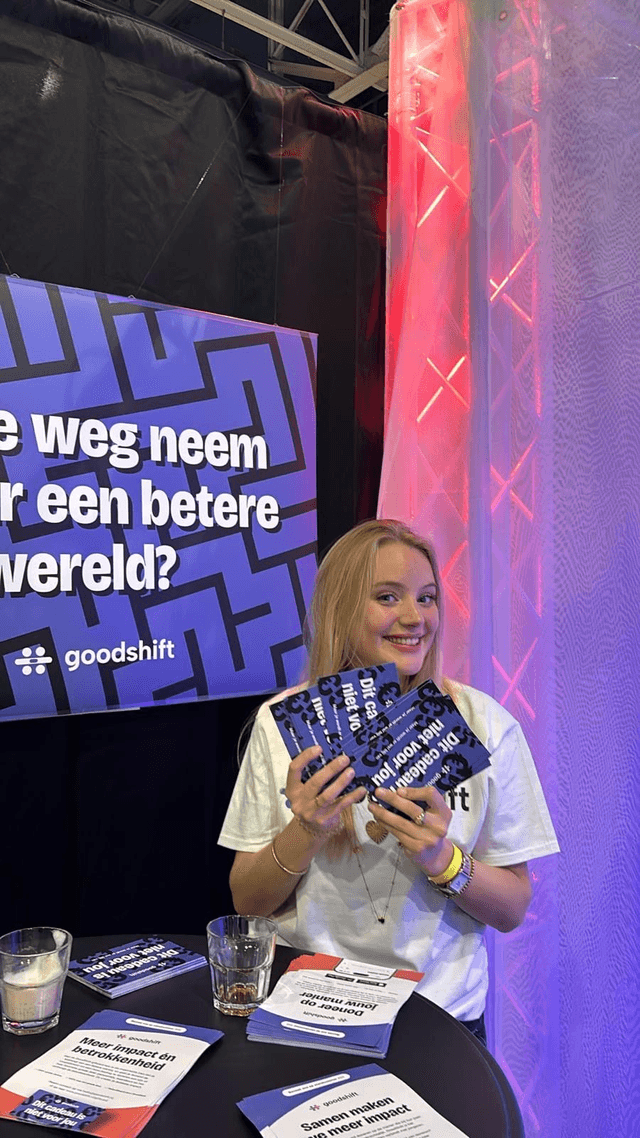 Vrouw die selfie maakt