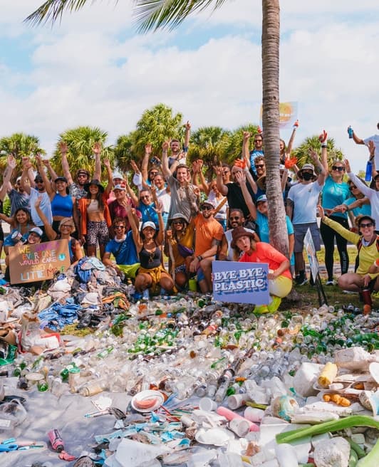 featured action test